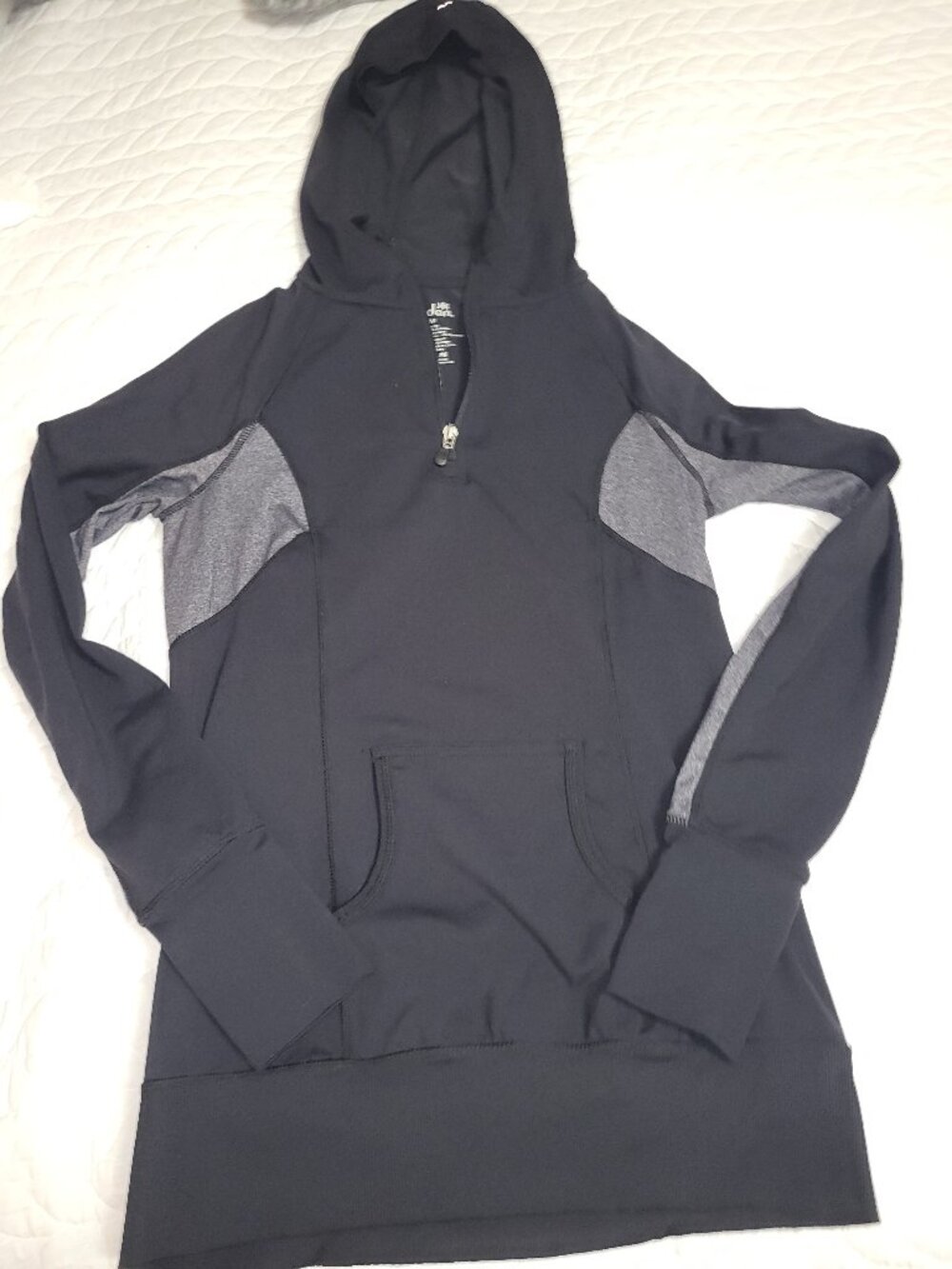 Kyodan half zip athletic top